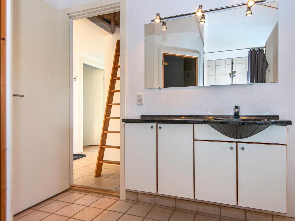 Three-Bedroom Holiday Home In Ulfborg 27 Thorsminde Экстерьер фото